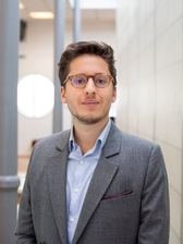 Alexandre Dakos, Avocat Associé